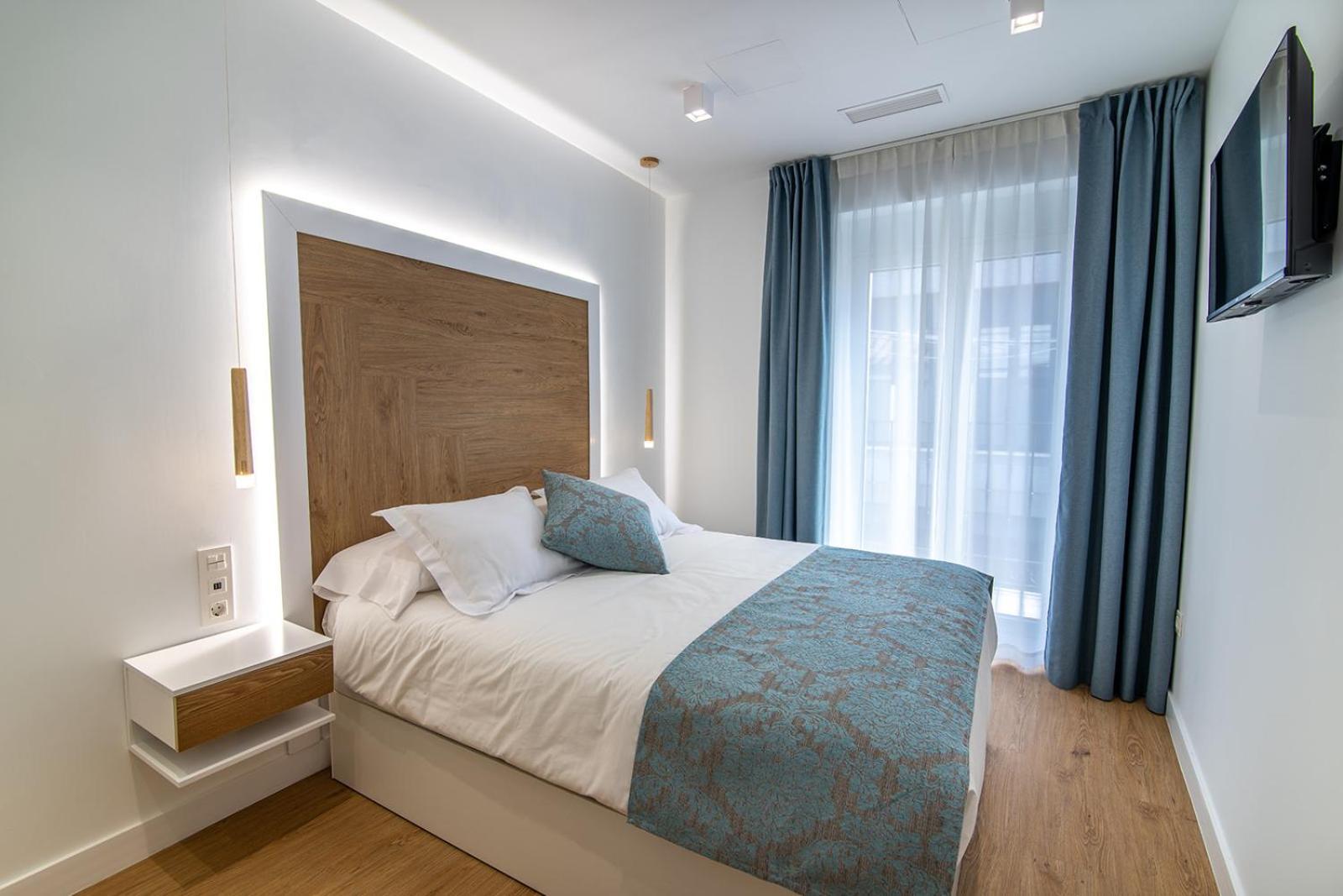 Mq Suites Veronica Valdepeñas Екстериор снимка