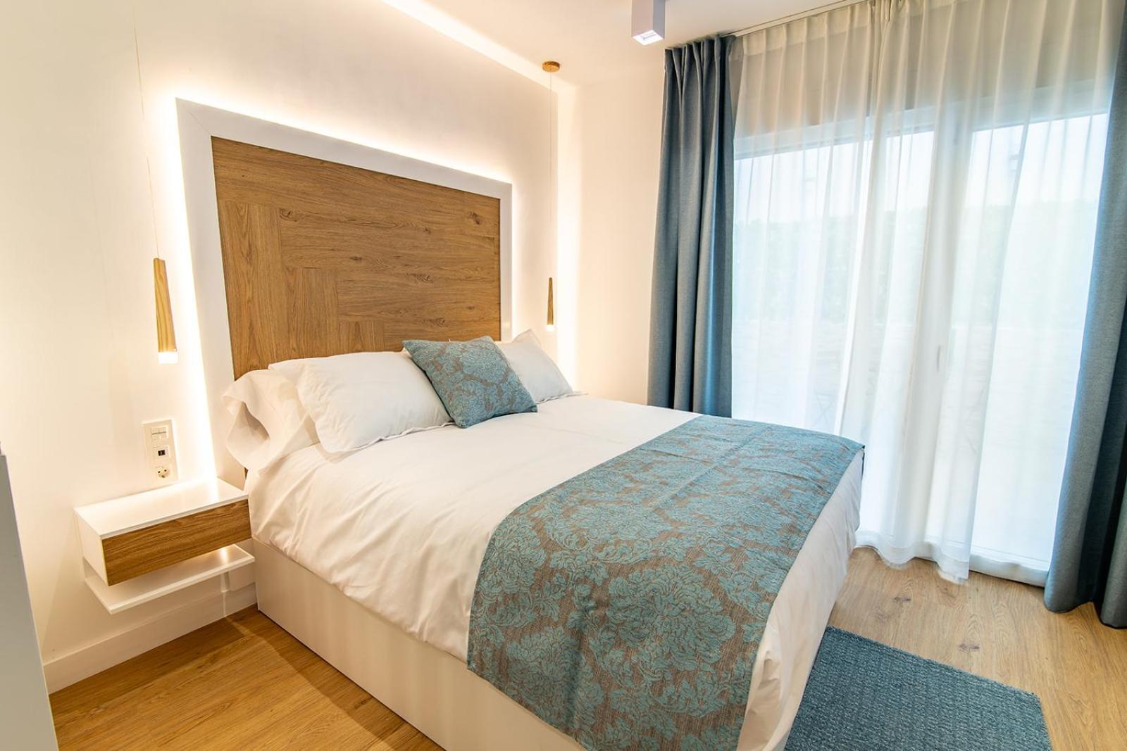 Mq Suites Veronica Valdepeñas Екстериор снимка