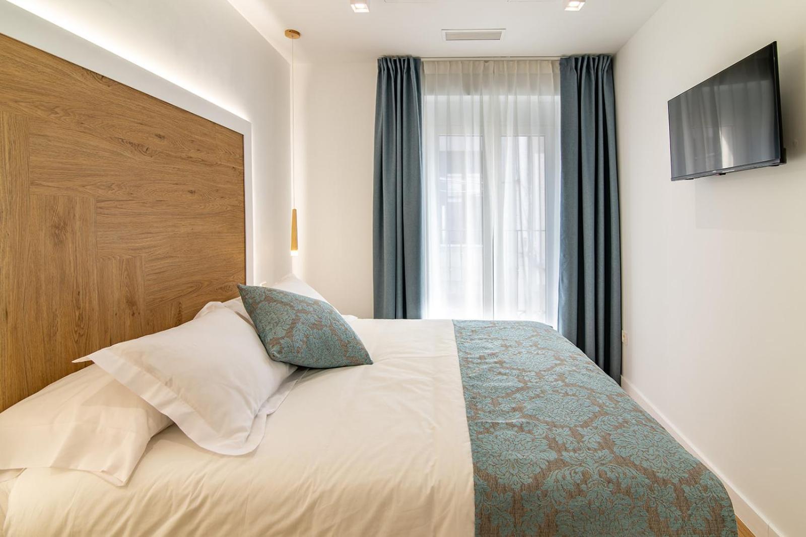 Mq Suites Veronica Valdepeñas Екстериор снимка